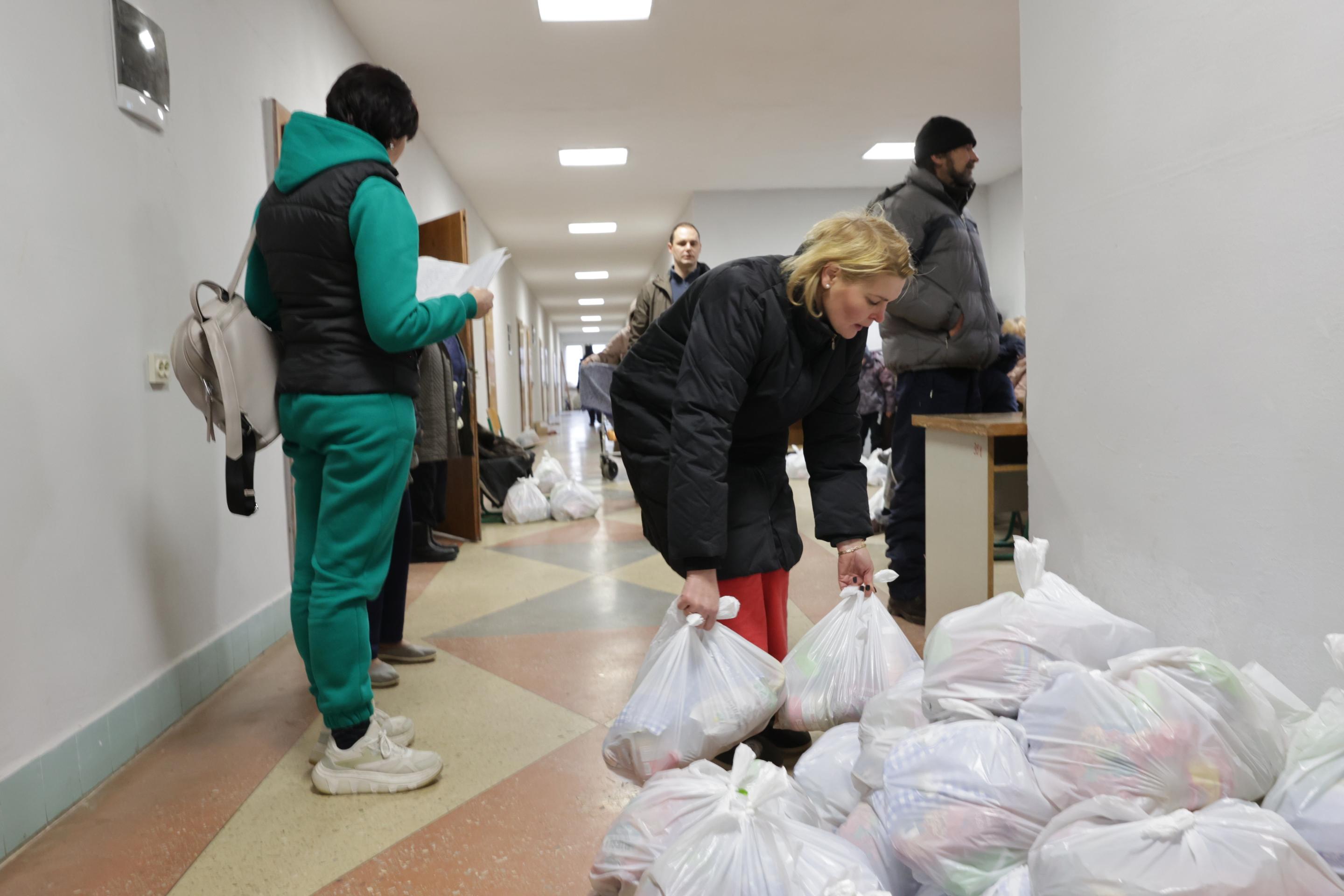 People in a shelter