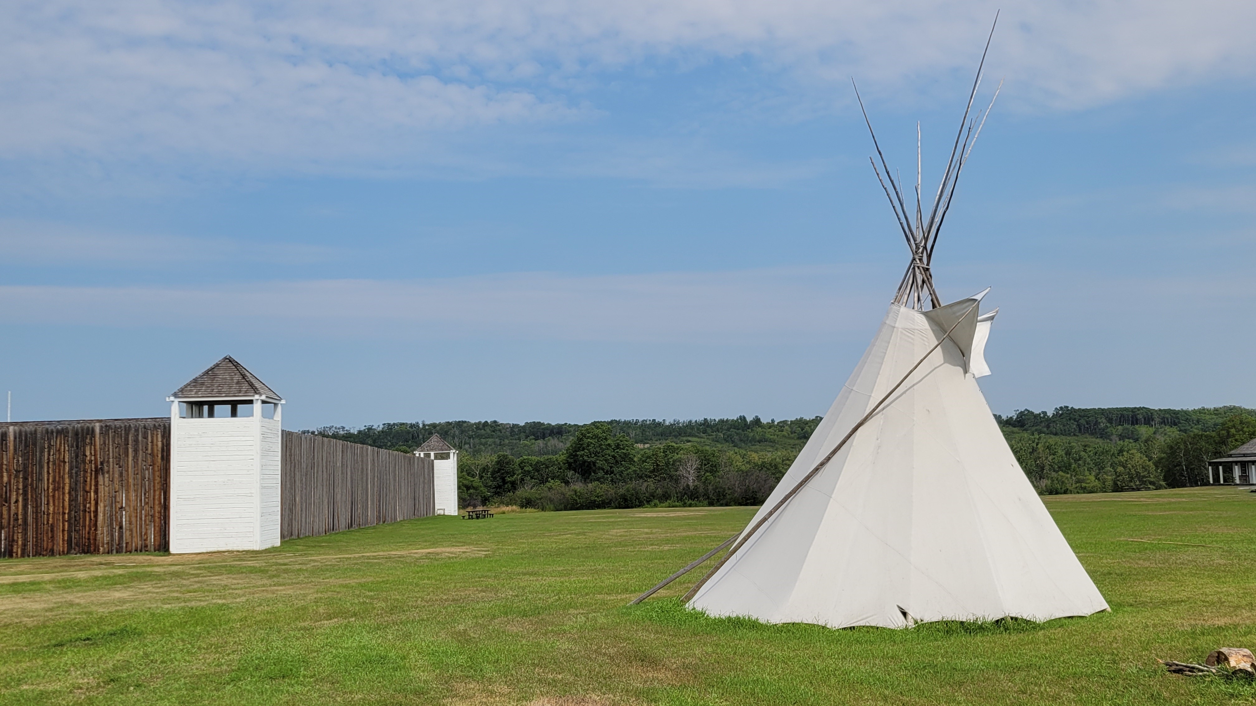 Tipi on a plein