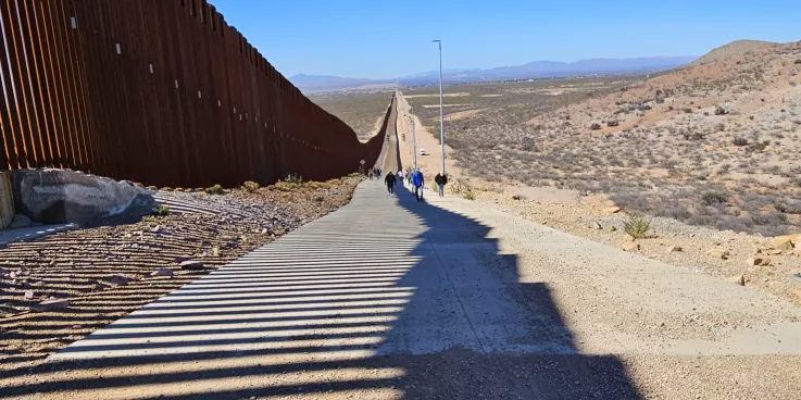 Mexico/US border wall