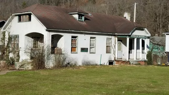 This mystery building, and the adjacent land, was the site of Henrietta Dismukes Hospital and Nurses’ Home, one of the largest privately owned African American hospitals in the country.